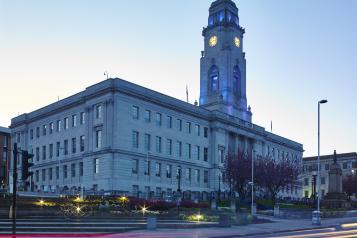 Barnsley_Town_Hall_Building